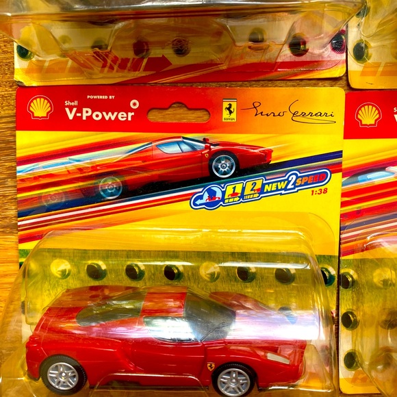 Set of 6 x 2006 Hot Wheels Shell V-Power Ferrari Pull Back 1:38 - Picture 5 of 7